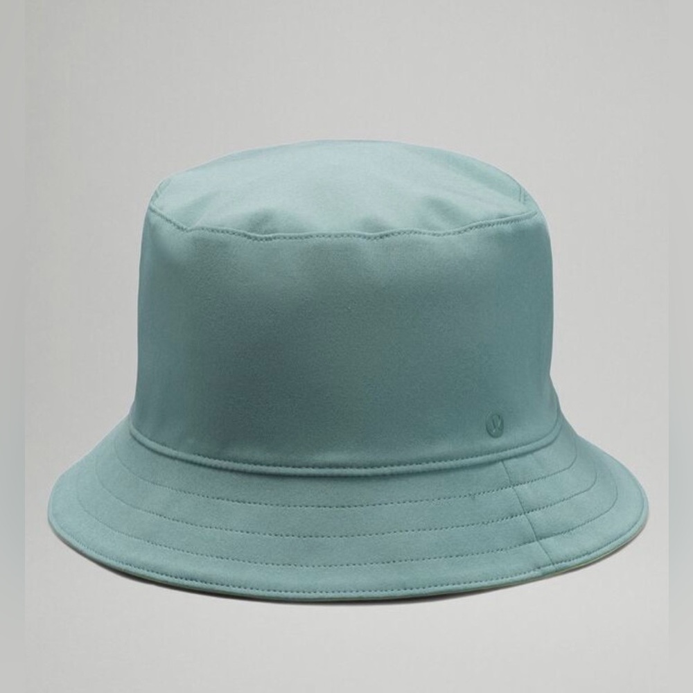 Lululemon Both Ways Bucket Hat*Ventlight
Reversible
